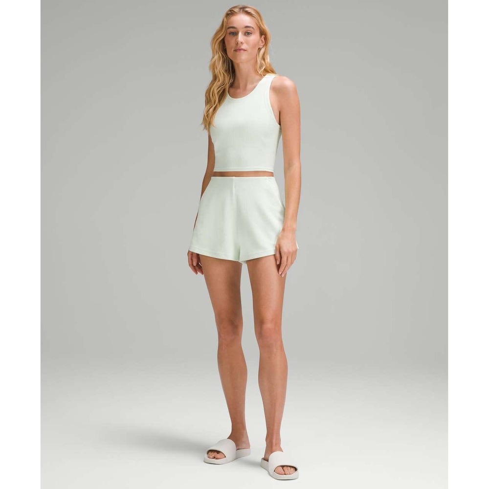 Lululemon Ribbed Softstreme High-Rise Short 2" Kohlrabi Green Size 14